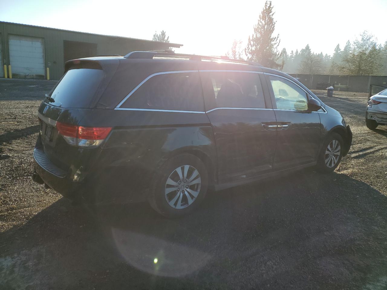 Image 3 of 2014 HONDA ODYSSEY EXL 2014 with VIN 5FNRL5H61EB093740