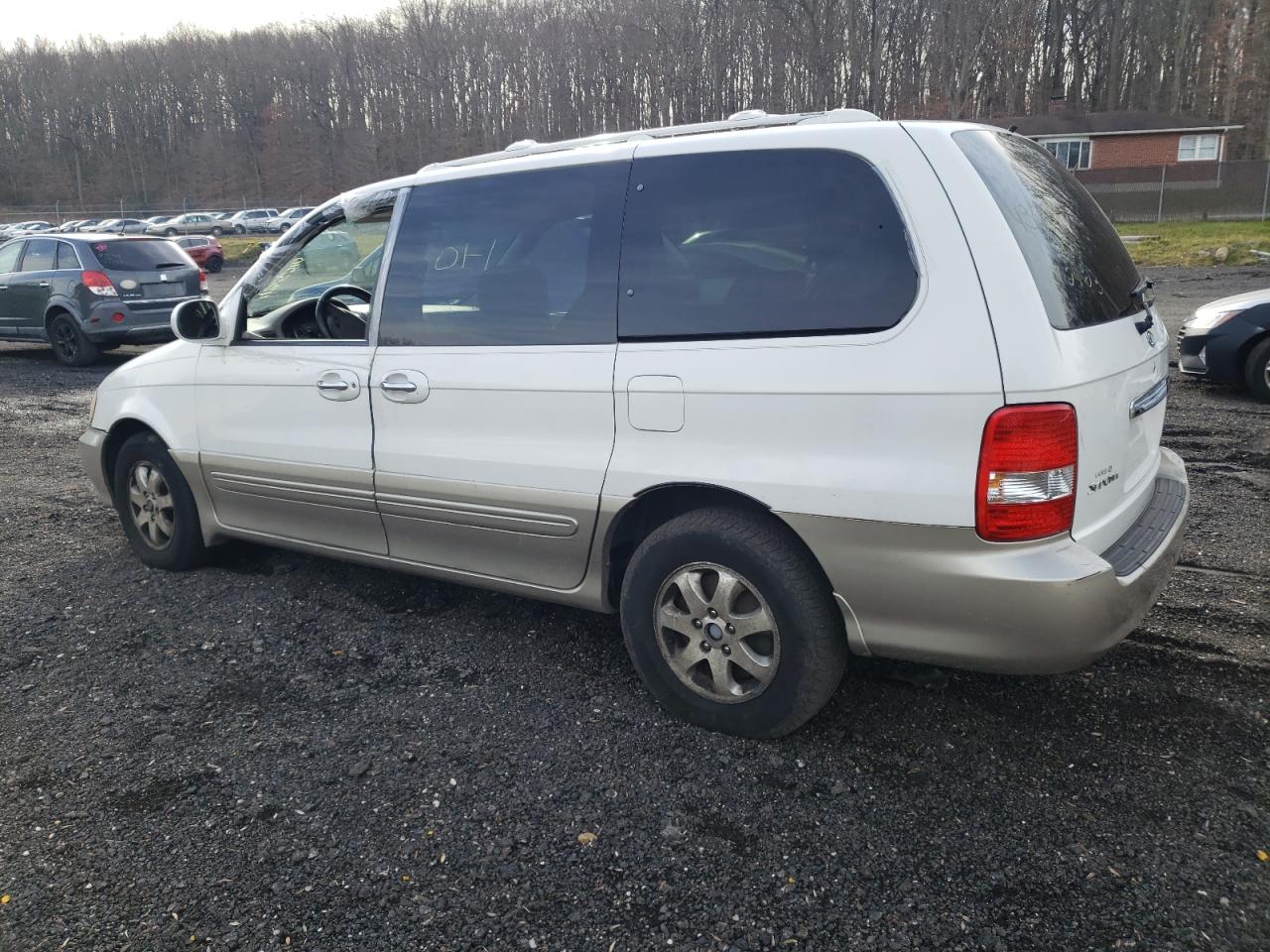 Изображение 2 2005 KIA SEDONA EX 2005 с VIN KNDUP132556748375