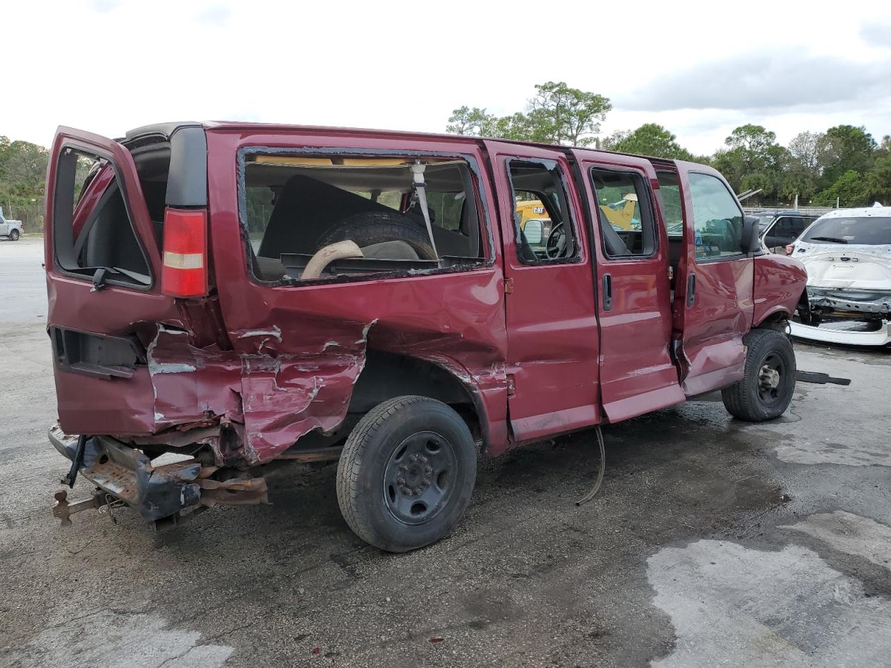 Obraz 3 z 2007 CHEVROLET EXPRESS G2500  2007 z VIN 1GAGG25U871113337
