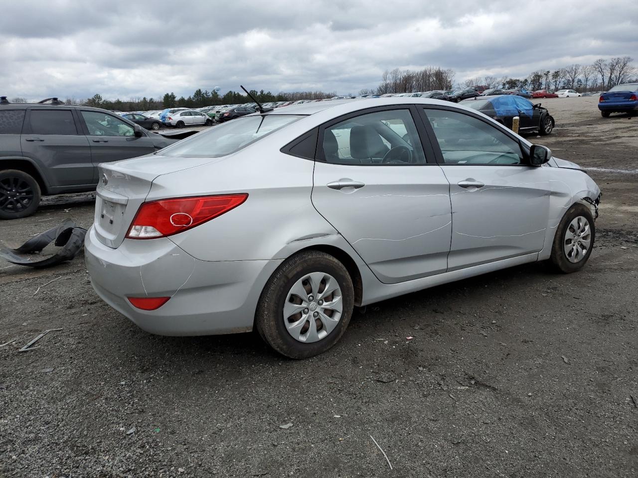Image 3 of 2016 HYUNDAI ACCENT SE 2016 with VIN KMHCT4AE9GU009932