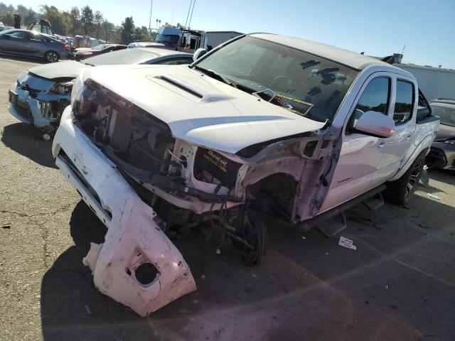 Image 1 of 2015 TOYOTA TACOMA DOUBLE CAB 2015 with VIN 3TMLU4ENXFM194927