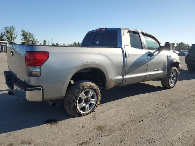 Obraz 3 z 2007 TOYOTA TUNDRA DOUBLE CAB SR5 2007 z VIN 5TBRV54127S472211