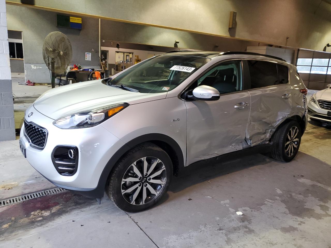 Image 1 of 2018 KIA SPORTAGE EX 2018 with VIN KNDPNCAC2J7398329