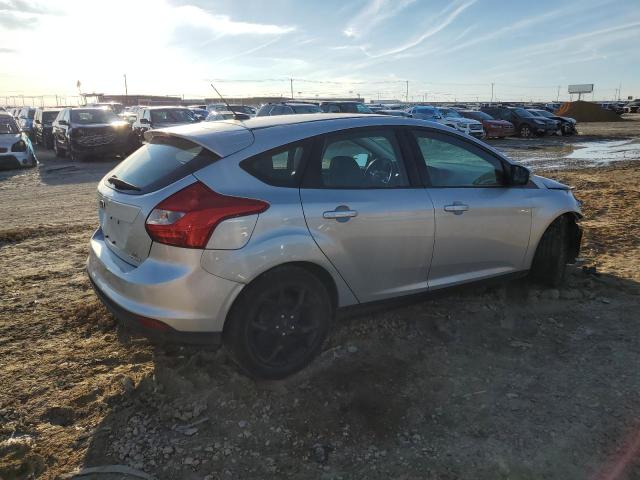 Image 3 of 2014 FORD FOCUS SE 2014 with VIN 1FADP3K2XEL337445