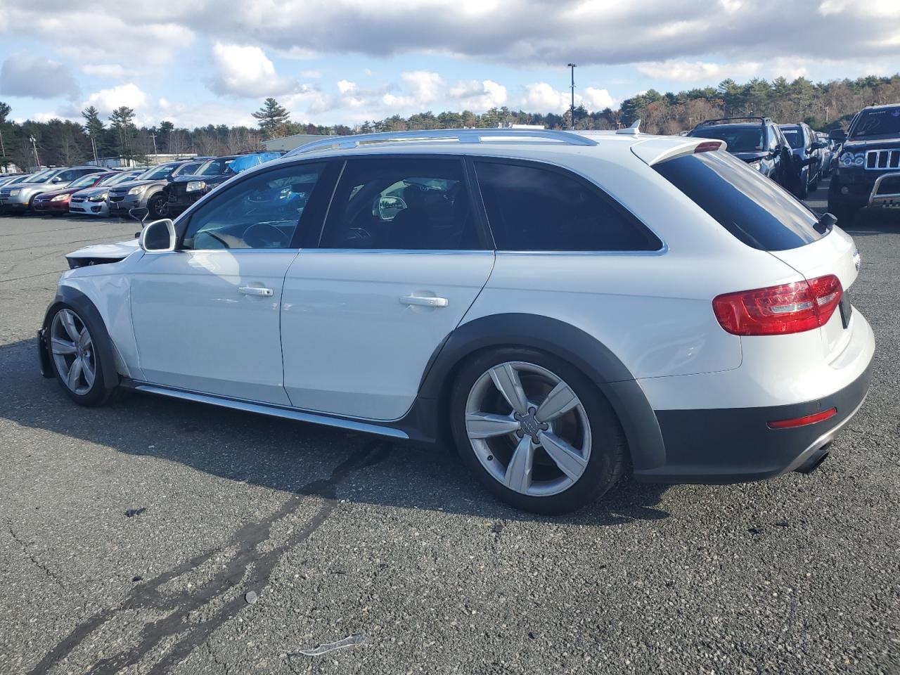 Изображение 2 2015 AUDI A4 ALLROAD PREMIUM PLUS 2015 с VIN WA1UFAFL8FA002874