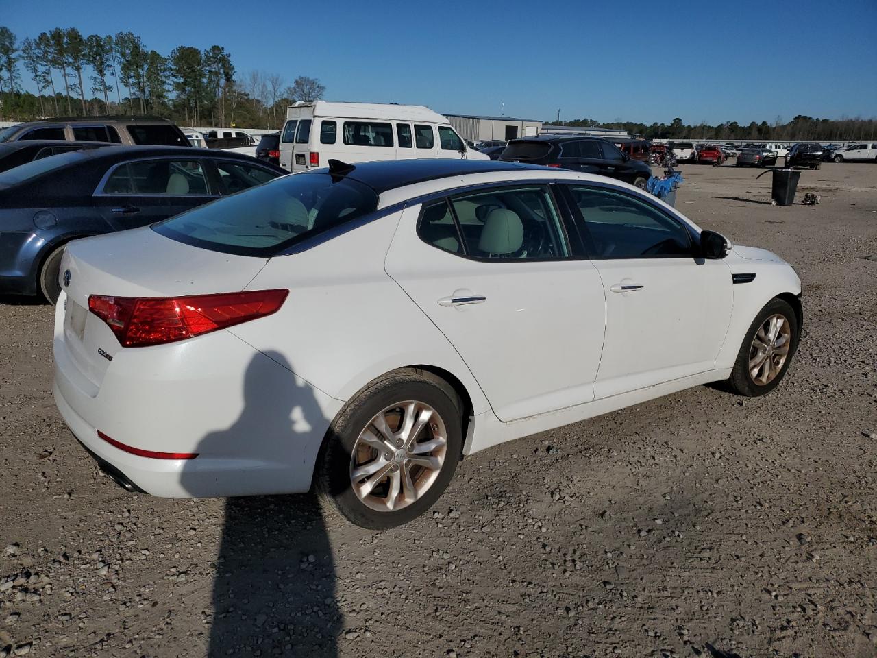Image 3 of 2013 KIA OPTIMA EX 2013 with VIN 5XXGN4A71DG143191