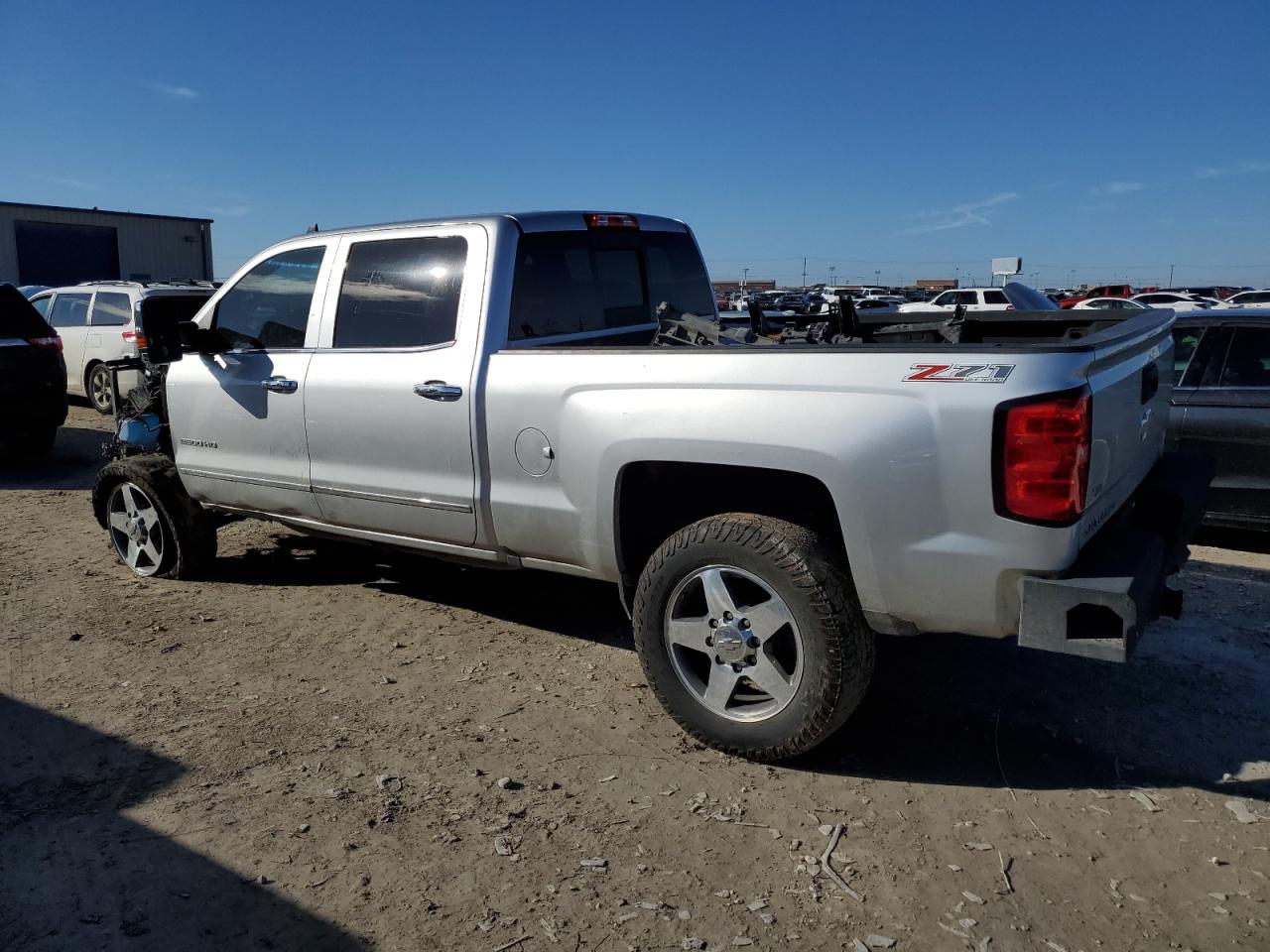 Obraz 2 z 2017 CHEVROLET SILVERADO K2500 HEAVY DUTY LTZ 2017 z VIN 1GC1KWEYXHF165417
