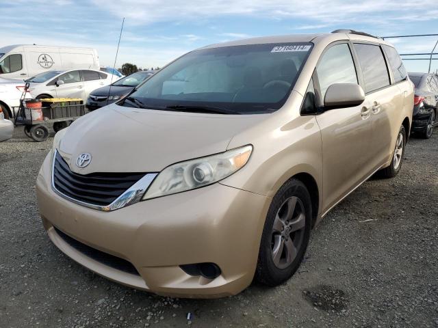 Obraz 1 z 2011 TOYOTA SIENNA LE 2011 z VIN 5TDKK3DC0BS132278