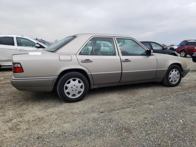 Image 3 of 1995 MERCEDES-BENZ E 320 BASE 1995 with VIN WDBEA32E0SC167195