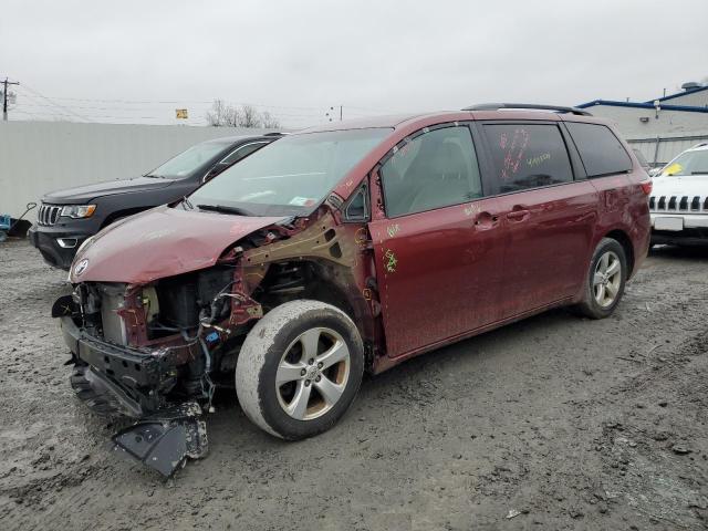 Изображение 2015 TOYOTA SIENNA LE 2015
