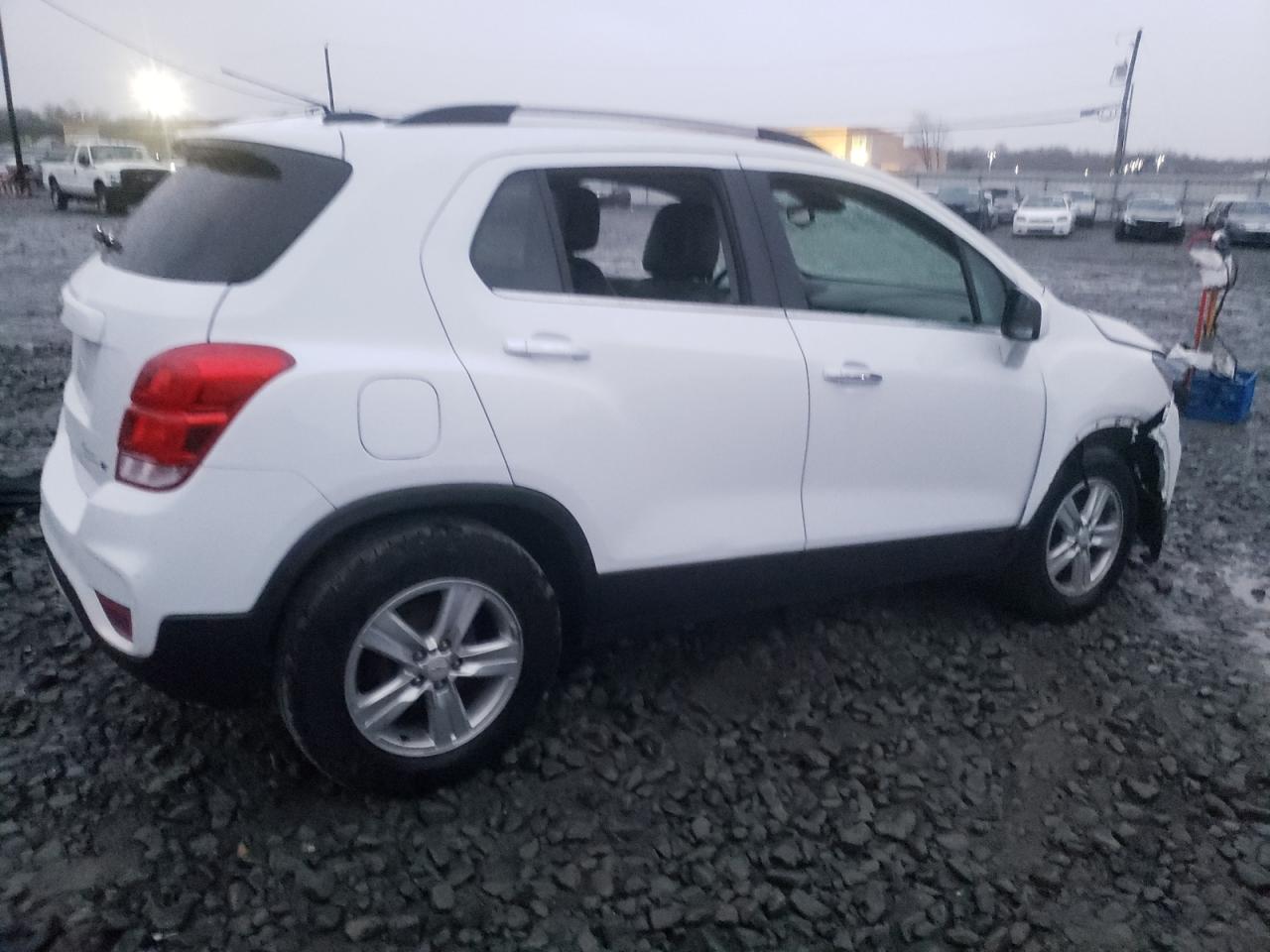 Изображение 3 2019 CHEVROLET TRAX 1LT 2019 с VIN KL7CJLSB5KB883320