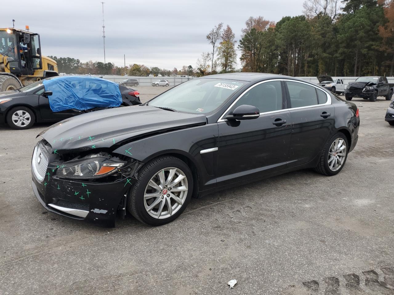 Изображение 2015 JAGUAR XF 2.0T PREMIUM 2015