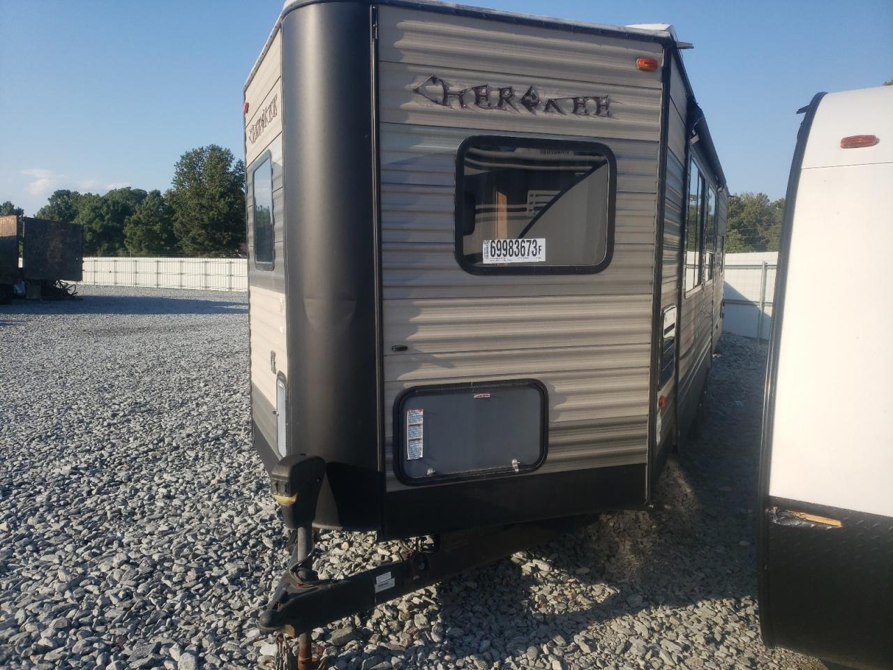 Image 2 of 2016 WILDWOOD CHEROKEE 2016 with VIN 4X4TCKD25GX121288