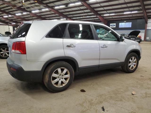 Image 3 of 2013 KIA SORENTO LX 2013 with VIN 5XYKT3A15DG381854