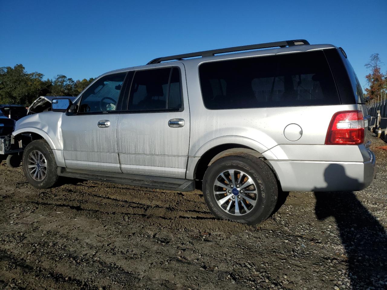 Obraz 2 z 2017 FORD EXPEDITION EL XLT 2017 z VIN 1FMJK1HT0HEA19421