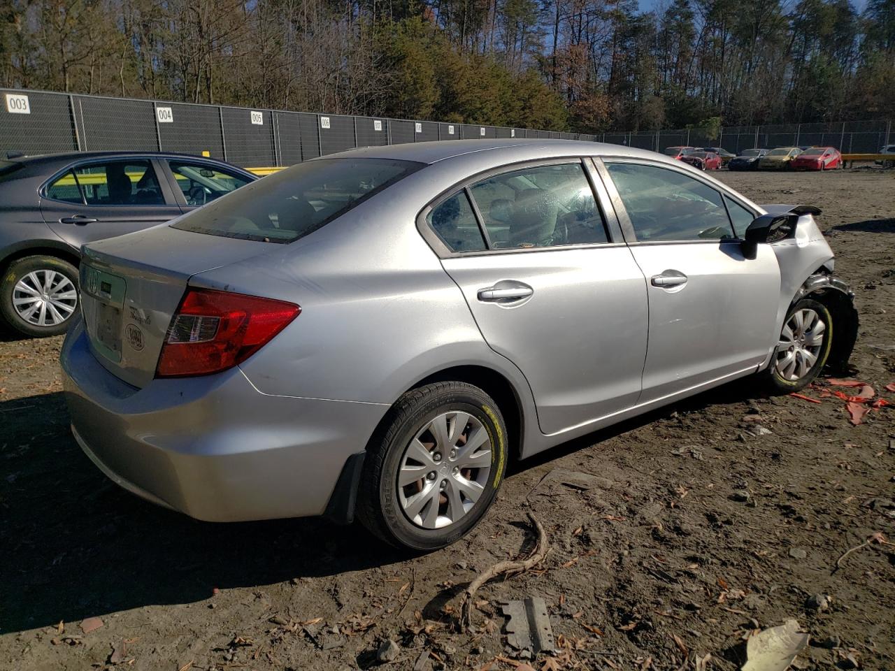 Obraz 3 z 2012 HONDA CIVIC LX 2012 z VIN 19XFB2F56CE340428