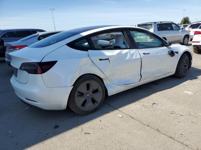 Obraz 3 z 2022 TESLA MODEL 3  2022 z VIN 5YJ3E1EA3NF360166