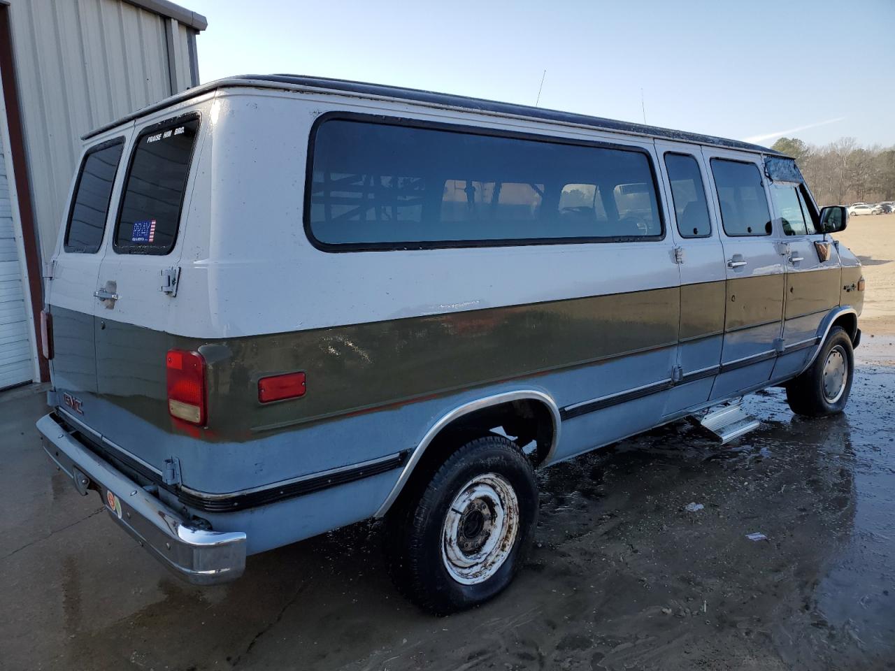 Image 3 of 1992 GMC RALLY WAGON G3500 1992 with VIN 2GJGG39K4N4514548