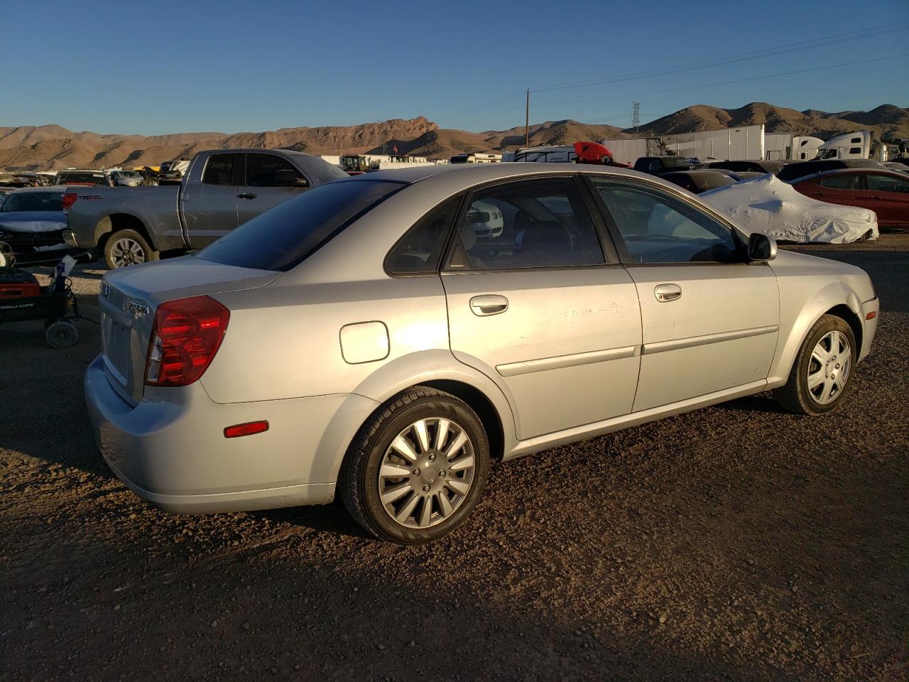 Изображение 3 2005 SUZUKI FORENZA S 2005 с VIN KL5JD56Z45K156927