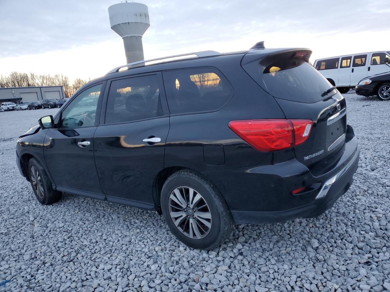 Изображение 2 2020 NISSAN PATHFINDER SL 2020 с VIN 5N1DR2CM2LC609347
