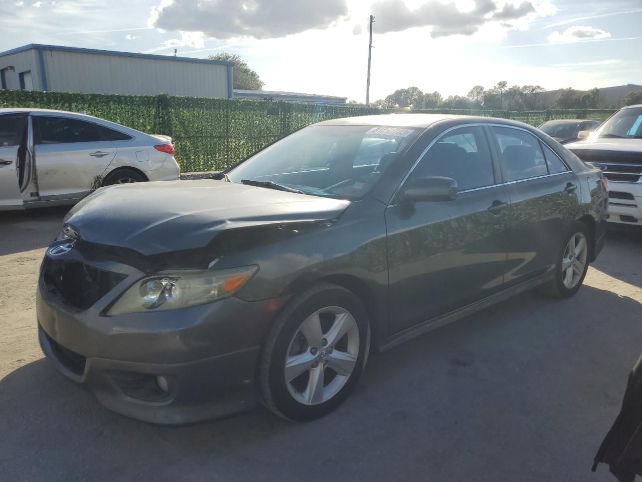Obraz 1 z 2011 TOYOTA CAMRY BASE 2011 z VIN 4T1BF3EK9BU598874