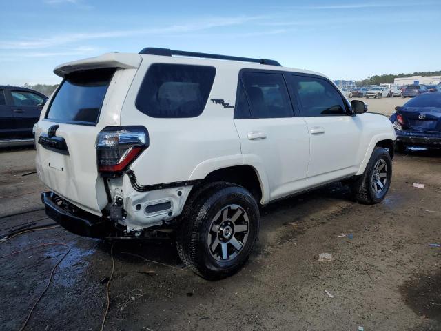 Изображение 3 2023 TOYOTA 4RUNNER SE 2023 с VIN JTERU5JR8P6135543