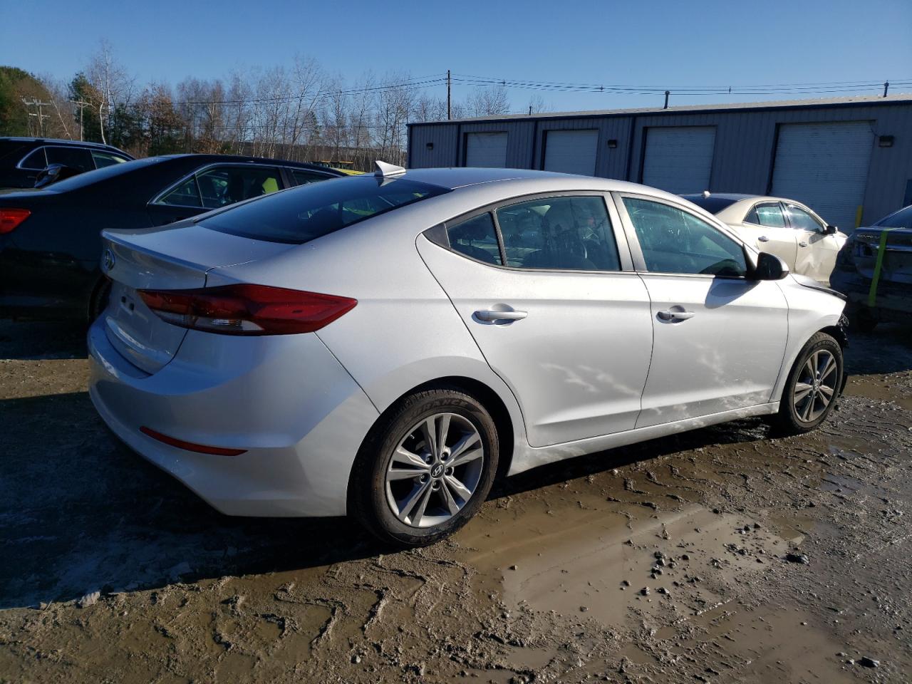 Image 3 of 2017 HYUNDAI ELANTRA SE 2017 with VIN KMHD84LF2HU378841