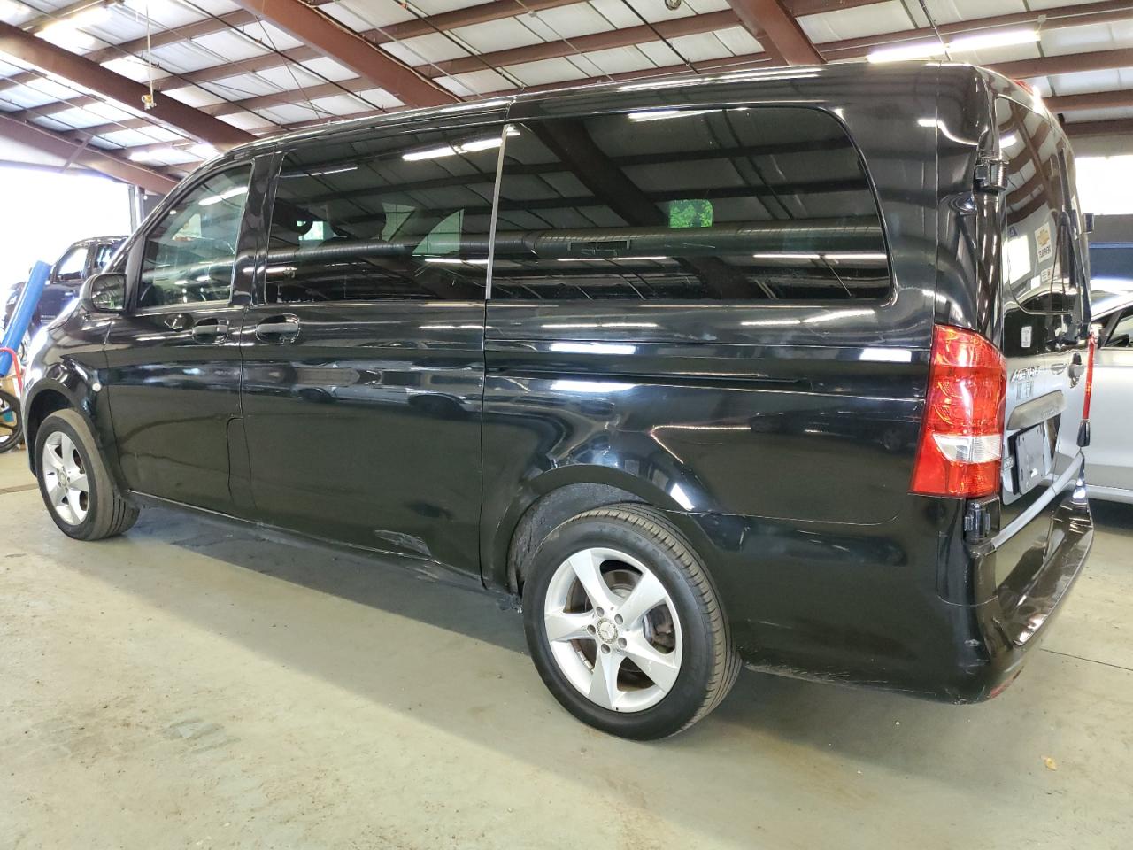 Image 2 of 2018 MERCEDES-BENZ METRIS  2018 with VIN WD4PG2EE8J3392743