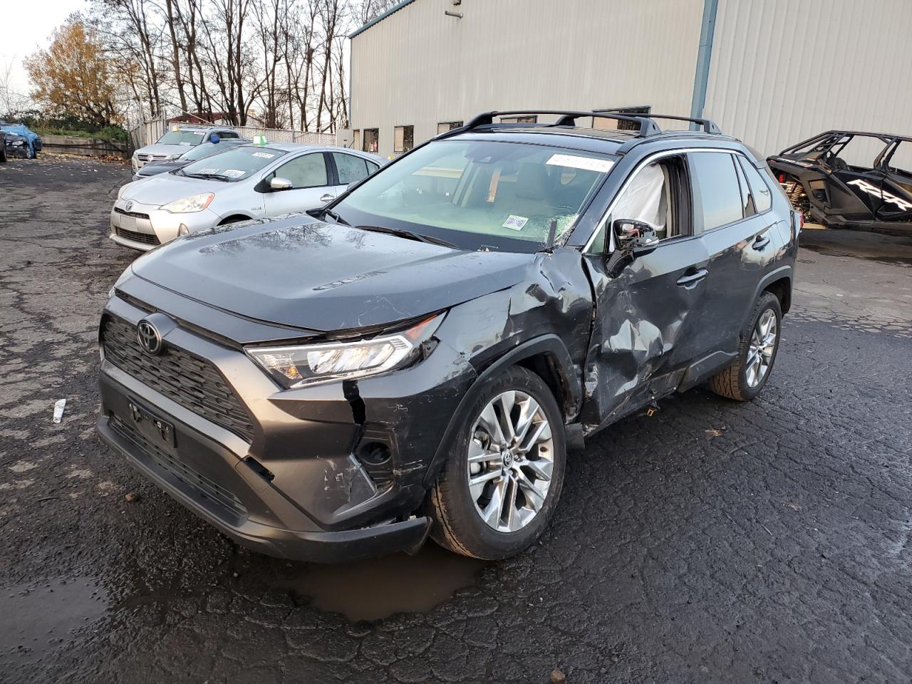 Изображение 1 2020 TOYOTA RAV4 XLE PREMIUM 2020 с VIN JTMA1RFV8LD528942