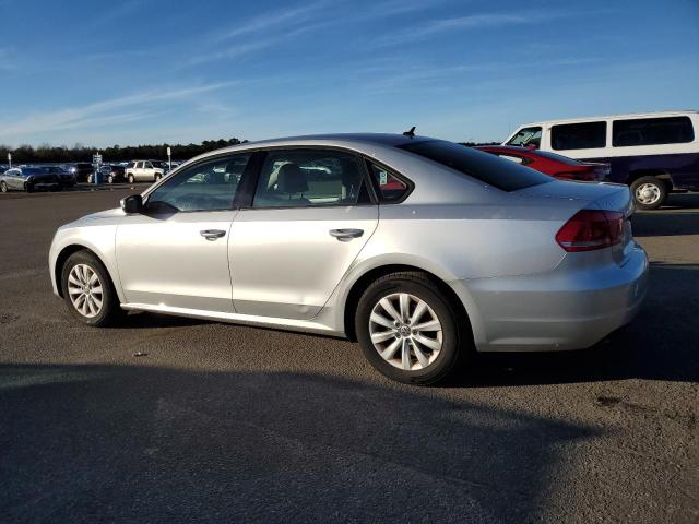 Image 2 of 2013 VOLKSWAGEN PASSAT S 2013 with VIN 1VWAP7A38DC063740