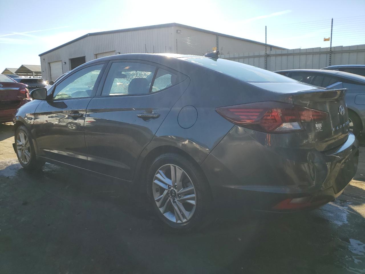 Image 2 of 2020 HYUNDAI ELANTRA SEL 2020 with VIN 5NPD84LF1LH580660