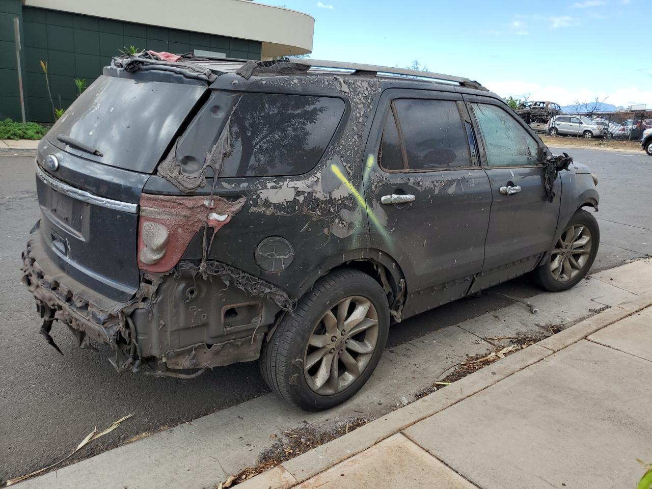 Image 3 of 2011 FORD EXPLORER XLT 2011 with VIN 1FMHK7D83BGA94564