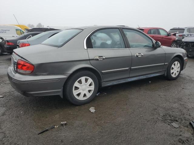 Obraz 3 z 2003 HYUNDAI SONATA GL 2003 z VIN KMHWF25H13A743778