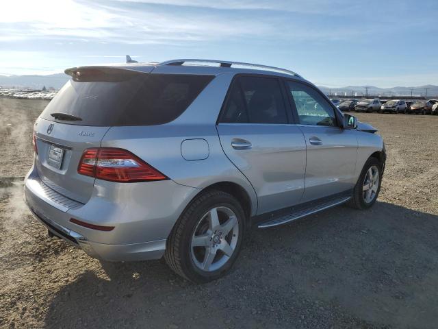 Obraz 3 z 2014 MERCEDES-BENZ ML 550 4MATIC 2014 z VIN 4JGDA7DB6EA410723