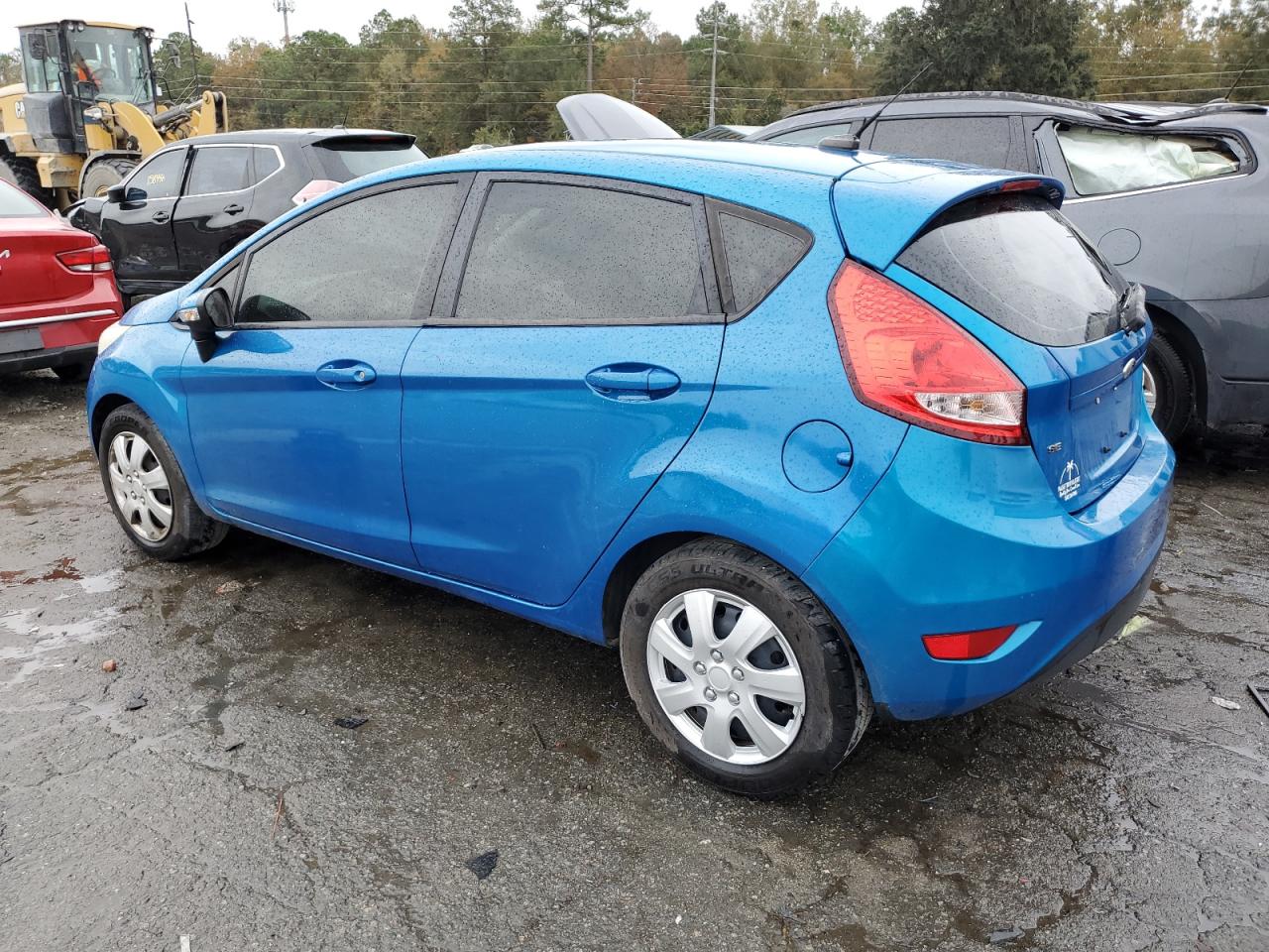 Image 2 of 2013 FORD FIESTA SE 2013 with VIN 3FADP4EJ5DM164472