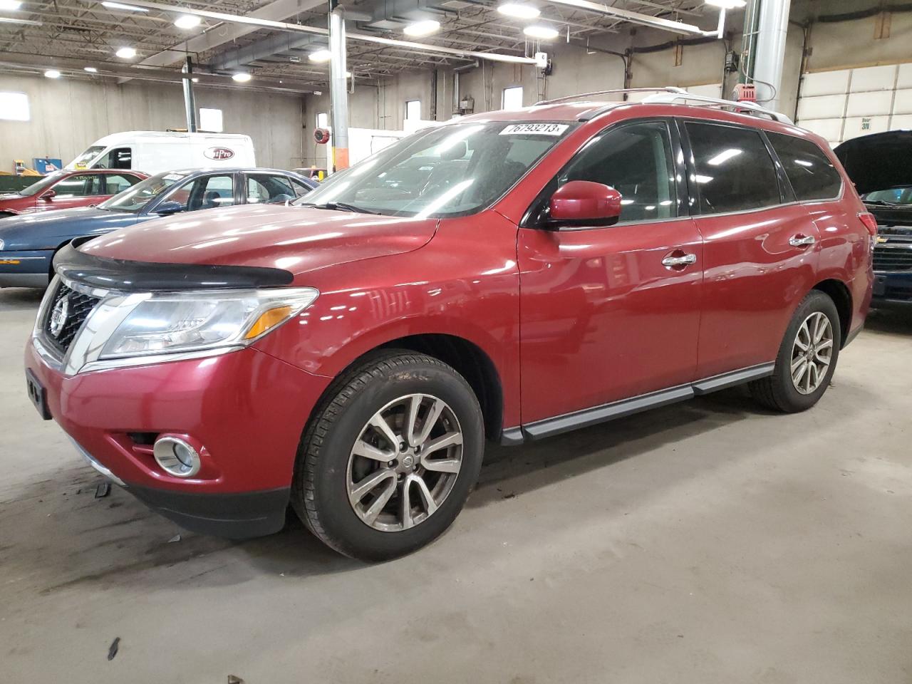 Obraz 1 z 2015 NISSAN PATHFINDER S 2015 z VIN 5N1AR2MM2FC657372