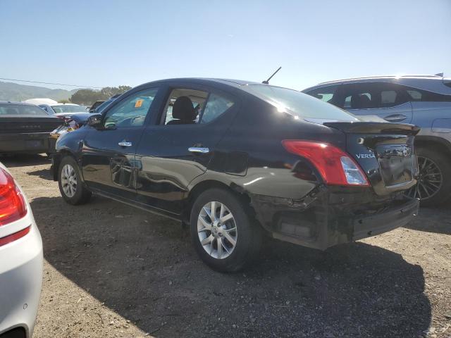 Obraz 2 z 2018 NISSAN VERSA S 2018 z VIN 3N1CN7AP8JL877622