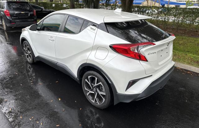 Image 3 of 2019 TOYOTA C-HR XLE 2019 with VIN JTNKHMBX2K1016311