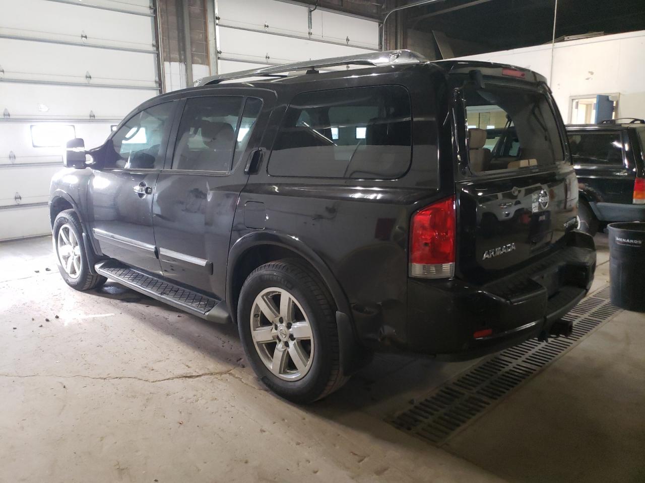 Изображение 2 2012 NISSAN ARMADA SV 2012 с VIN 5N1AA0NE0CN605371
