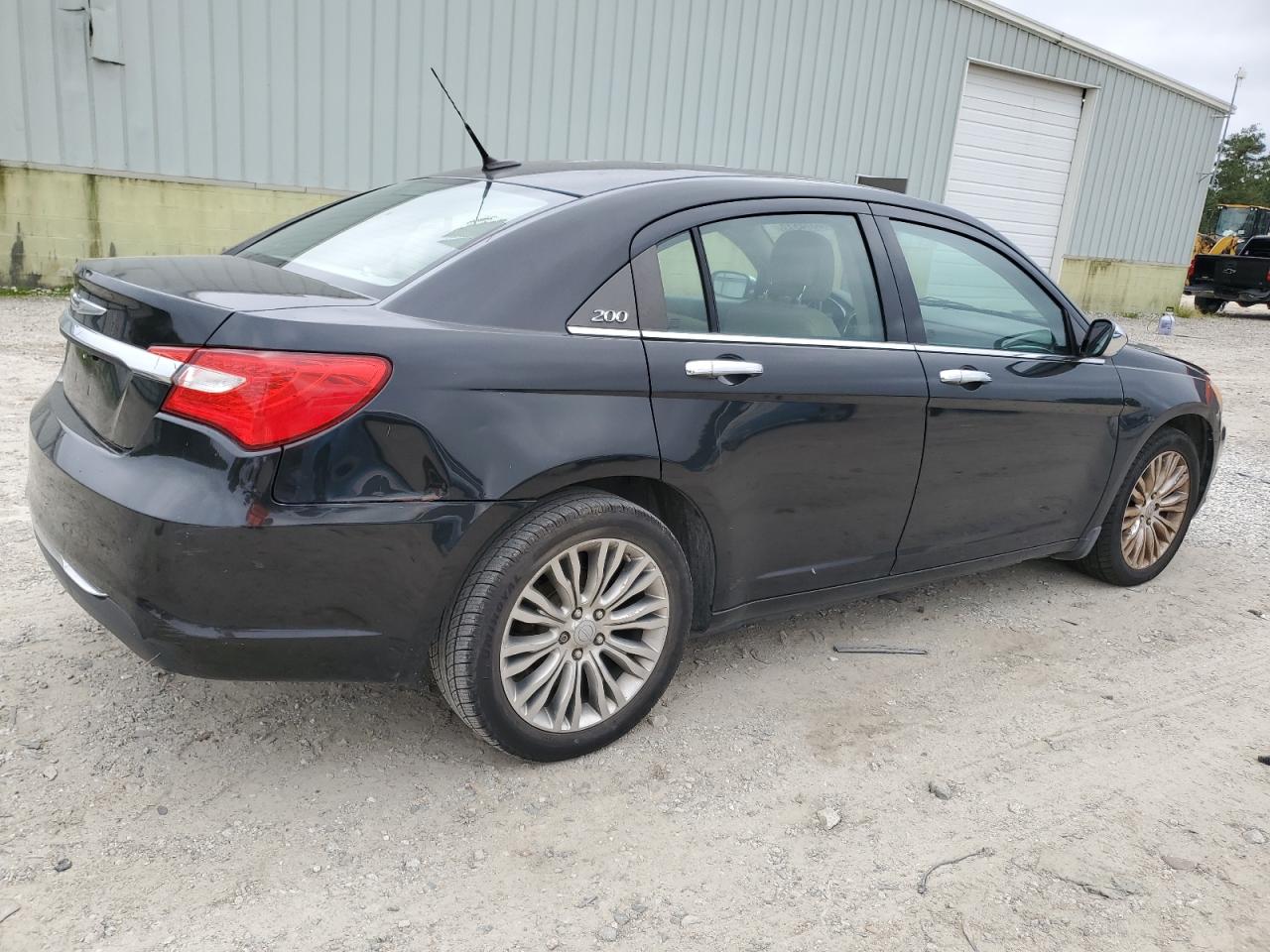 Obraz 3 z 2011 CHRYSLER 200 LIMITED 2011 z VIN 1C3BC2FG0BN503716