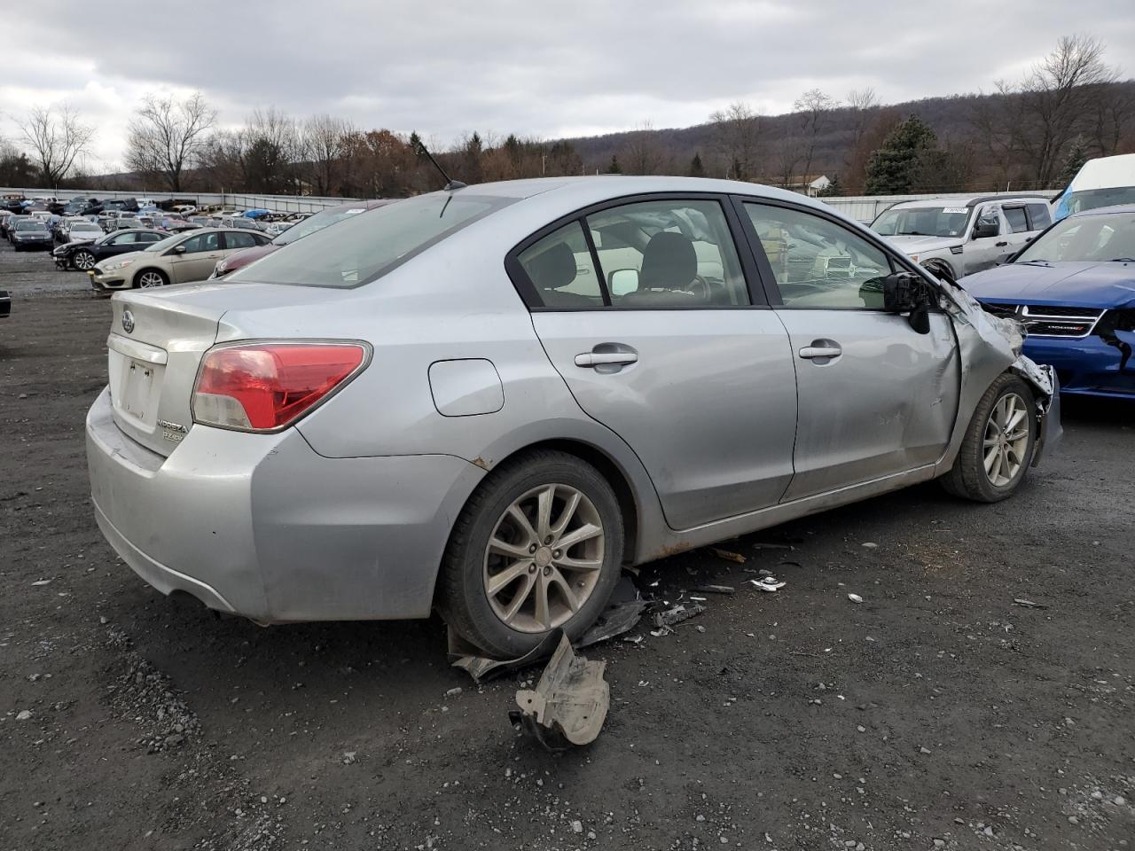 Obraz 3 z 2013 SUBARU IMPREZA PREMIUM 2013 z VIN JF1GJAC6XDH031092