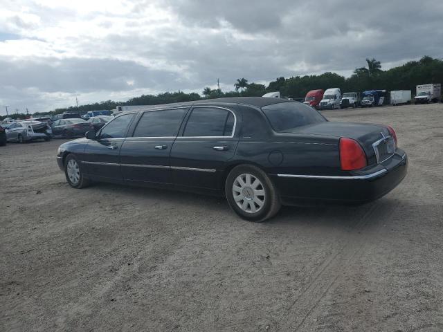 Image 2 of 2005 LINCOLN TOWN CAR EXECUTIVE 2005 with VIN 1L1FM88W95Y605727