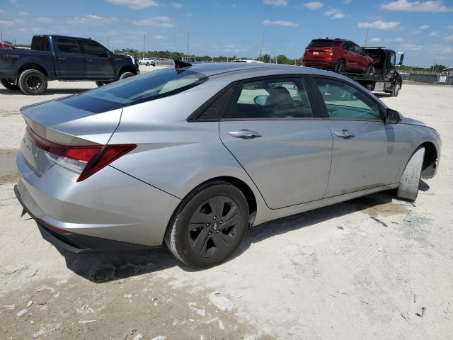Image 3 of 2022 HYUNDAI ELANTRA SEL 2022 with VIN 5NPLM4AG4NH067702