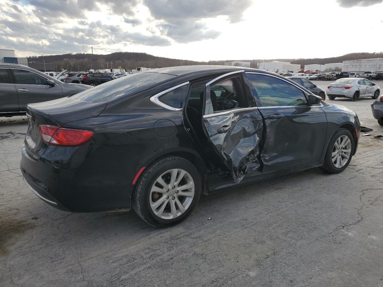 Obraz 3 z 2016 CHRYSLER 200 LIMITED 2016 z VIN 1C3CCCAB5GN133022