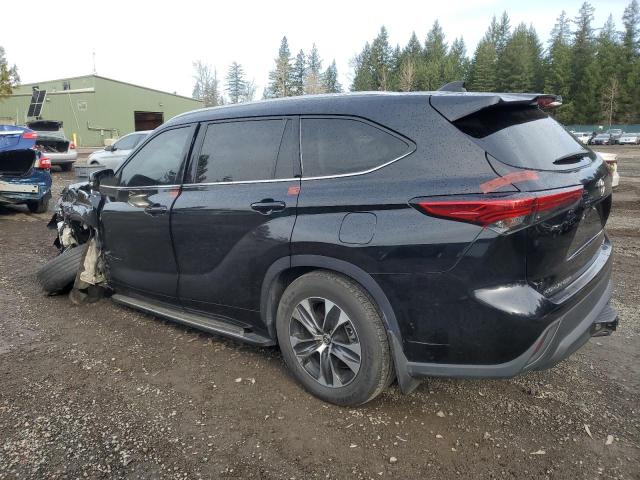 Obraz 2 z 2021 TOYOTA HIGHLANDER XLE 2021 z VIN 5TDGZRBH0MS544710
