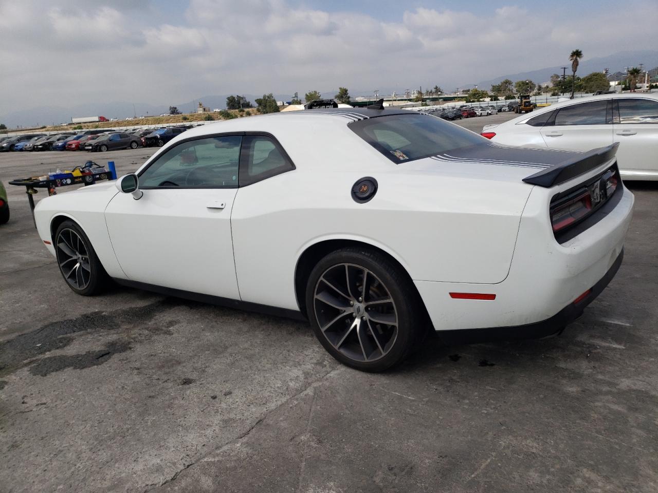Image 2 of 2018 DODGE CHALLENGER R/T 392 2018 with VIN 2C3CDZFJ3JH149753