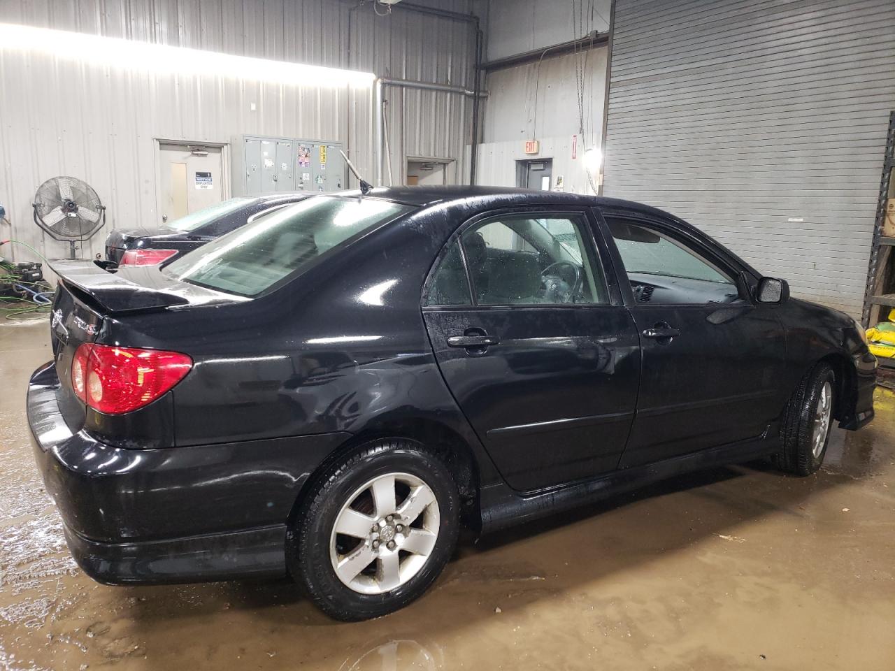 Image 3 of 2007 TOYOTA COROLLA CE 2007 with VIN 1NXBR32EX7Z860138