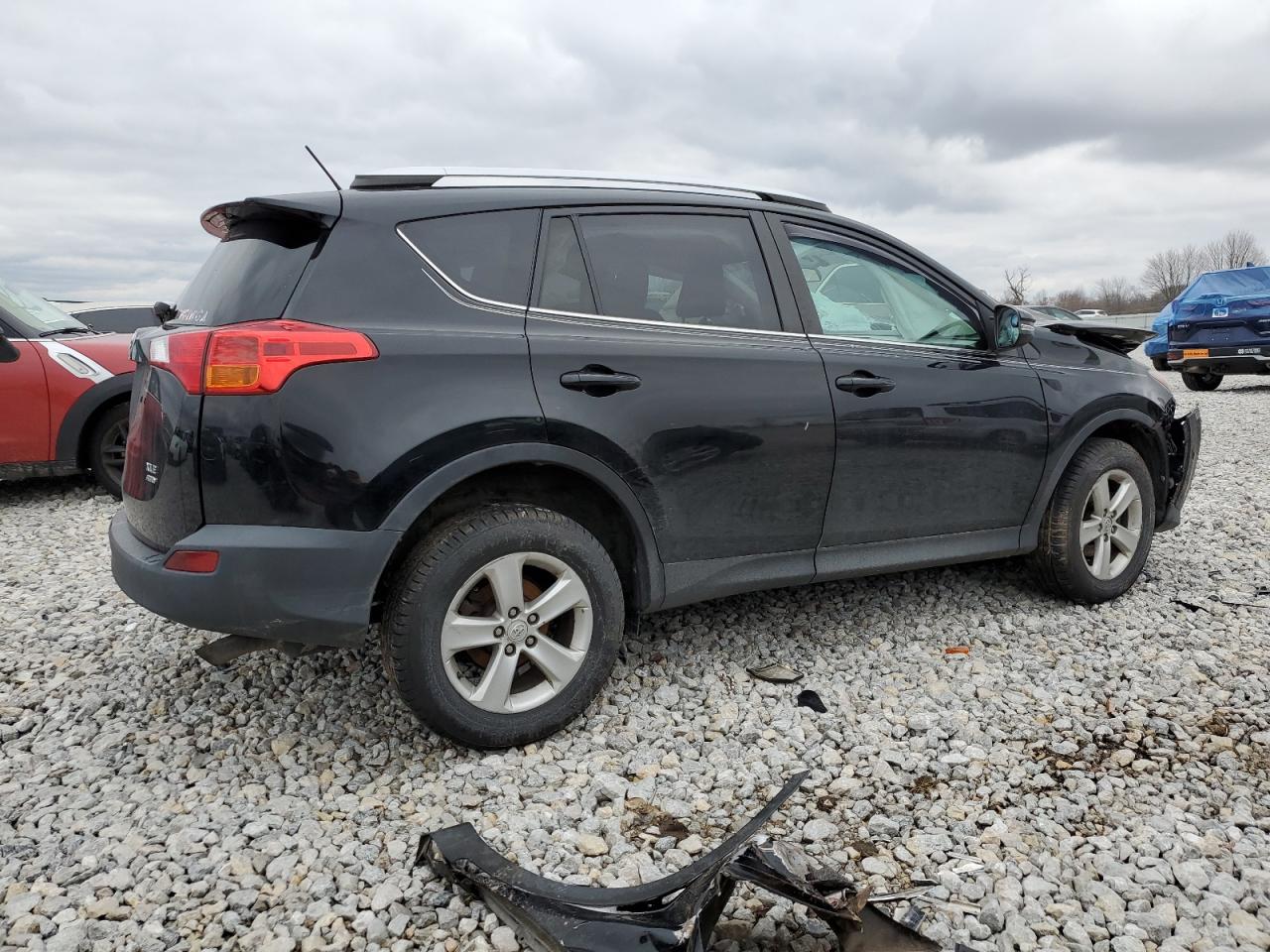 Изображение 3 2013 TOYOTA RAV4 XLE 2013 с VIN 2T3RFREV5DW029025
