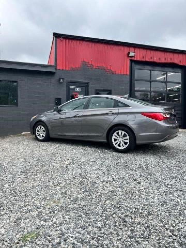 Изображение 3 2011 HYUNDAI SONATA GLS 2011 с VIN 5NPEB4AC6BH153469