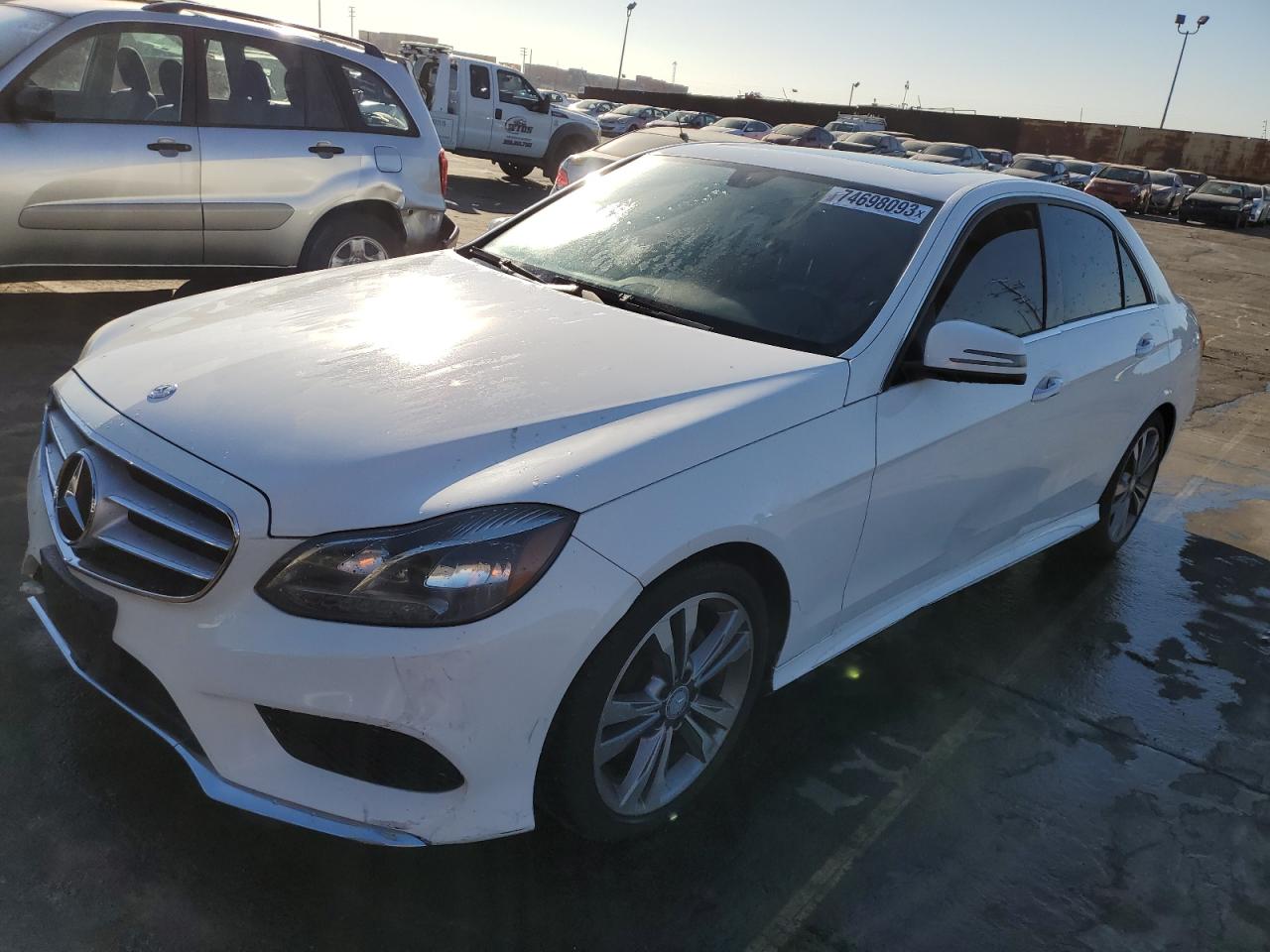 Image 1 of 2014 MERCEDES-BENZ E 350 2014 with VIN WDDHF5KB8EA813042
